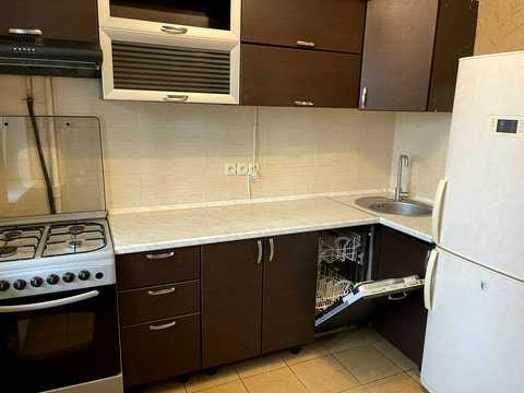 квартира за адресою Милославська вул., 5