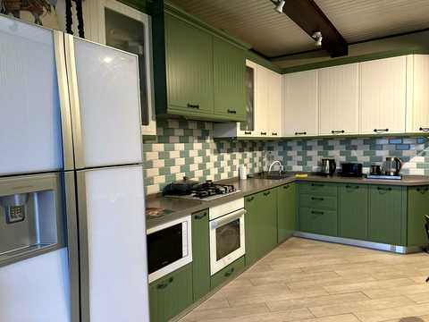 квартира за адресою Щаслива, 20