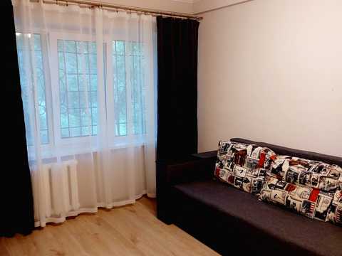 кімната за адресою Пантелеймона Куліша вул. (Челябінська), 15