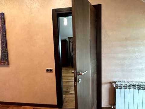 дом по адресу Лесі Українки ул., 77