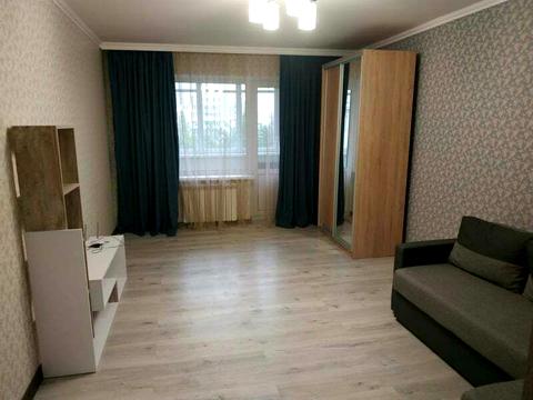квартира по адресу Ревуцкого ул., 17-Б
