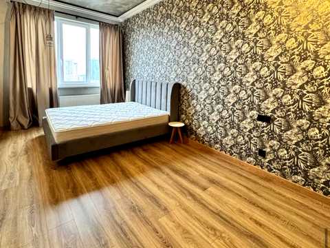квартира за адресою Василя Тютюнника вул. (Анрі Барбюса), 37/1