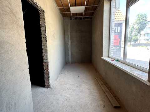 коммерческая по адресу Вадима Нестерчука ул. (Дзержинського), 6