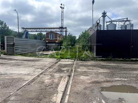 комерційна за адресою Будівельників вул., 27а