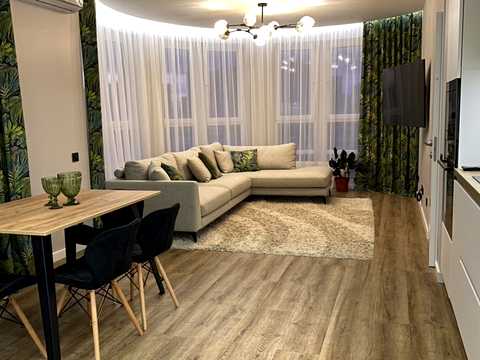 квартира за адресою Новомостицька вул., 15