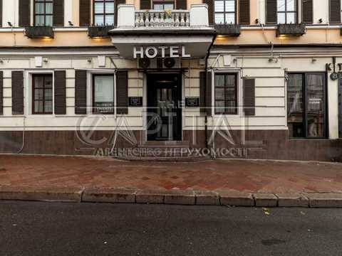 коммерческая по адресу Петра Сагайдачного ул., 21