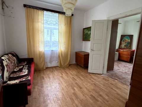 будинок за адресою Травнева, 19