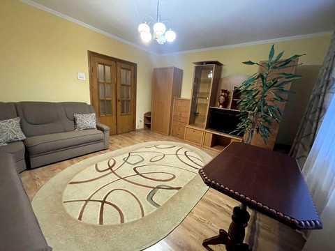 квартира за адресою Кирила Трильовського вул., 5