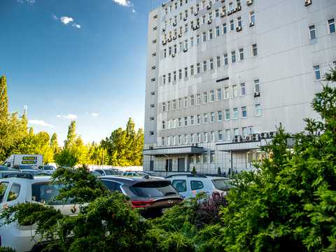 комерційна за адресою Героїв Космосу вул., 4