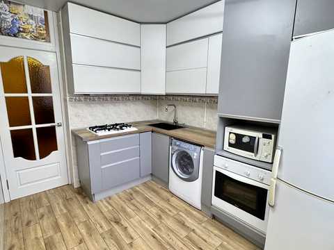 квартира за адресою Метробудівників вул., 42
