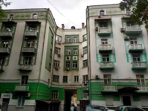 коммерческая по адресу лютеранська, 4