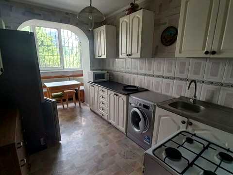 квартира за адресою Ованеса Туманяна вул., 8