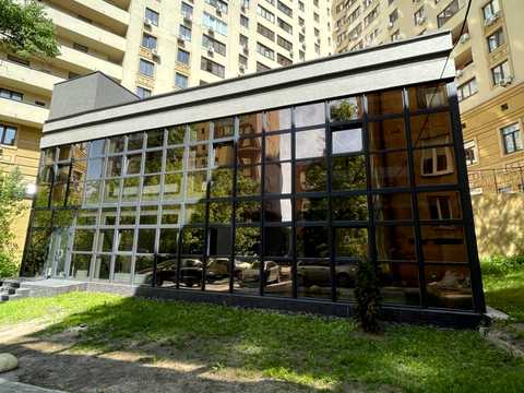 комерційна за адресою Золотоустівська вул., 50
