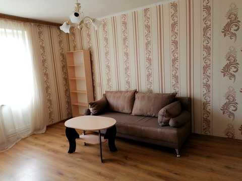 квартира за адресою Романа Шухевича просп. (Генерала Ватутіна), 30