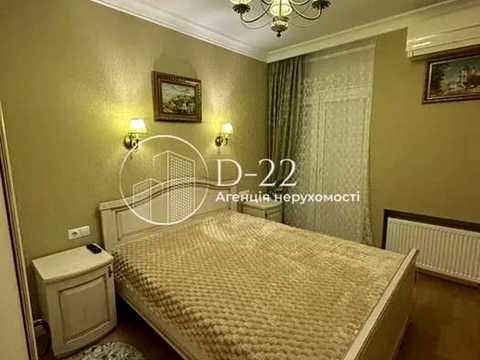 квартира за адресою Регенераторна вул., 4