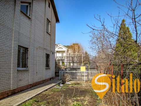 будинок за адресою Великолузька вул., 303