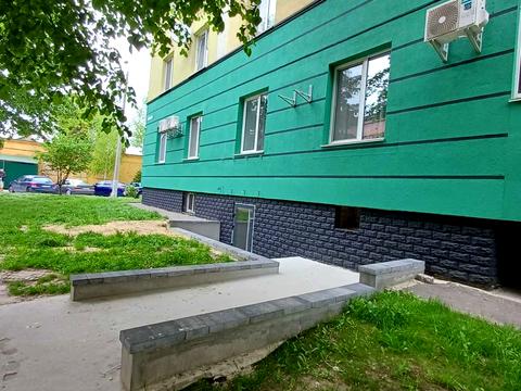 комерційна за адресою Рівне, вул. Тиха, 7