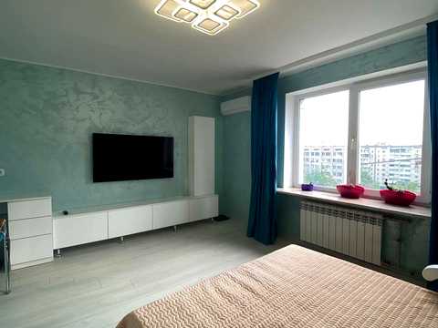 квартира за адресою Братиславська вул., 13