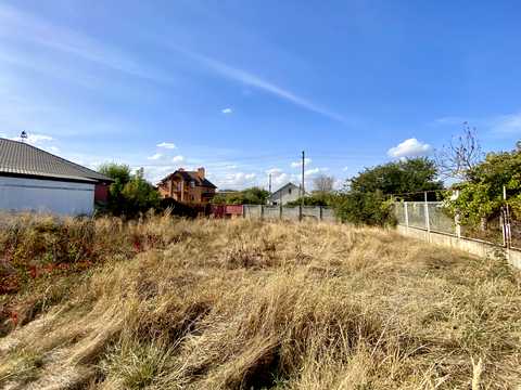 ділянка за адресою Підгородне, Озерна, 34