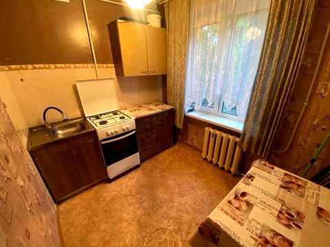 квартира за адресою Квартальна вул. (Гладкова), 19-А