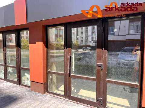 комерційна за адресою Отця Івана Блавацького вул., 18