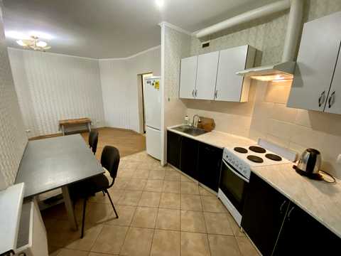 квартира за адресою Милославська вул., 2