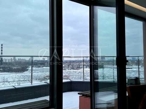 комерційна за адресою Почайнинська вул., 70