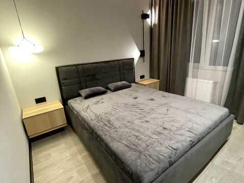 квартира за адресою Краснова вул., 1-В