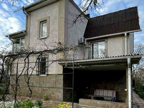 будинок за адресою Озерна вул.