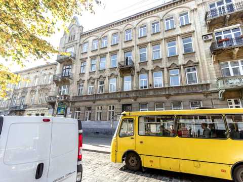 квартира за адресою Пантелеймона Куліша вул., 46