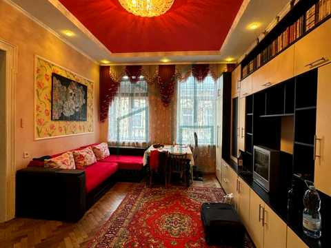 квартира за адресою Пантелеймона Куліша вул., 25