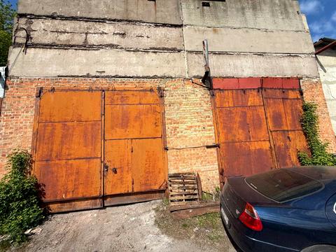 комерційна за адресою Чорних Запорожців вул. (Бориса Кротова), 39