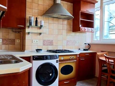 квартира за адресою Івана Мазепи вул. (Січневого Повстання), 3