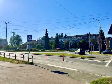 комерційна за адресою Перемоги просп., 27