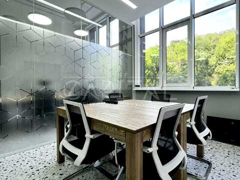 комерційна за адресою Глибочицька вул., 73