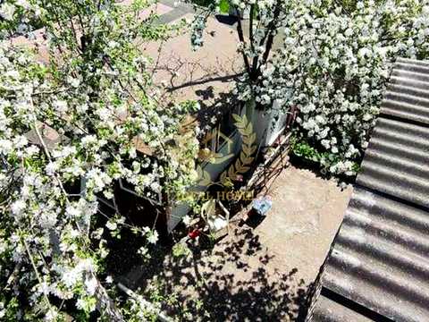 будинок за адресою Центральна, 85
