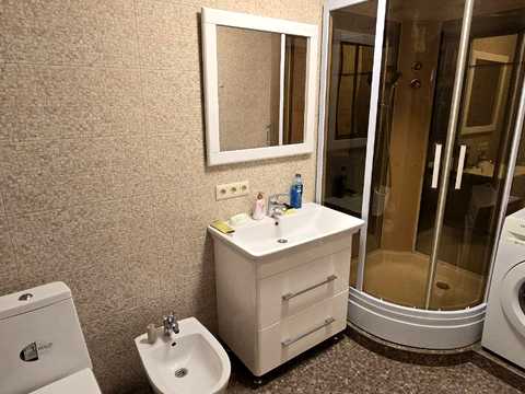 квартира за адресою Рінь вул. (Українських Декабристів), (Будинок 5)