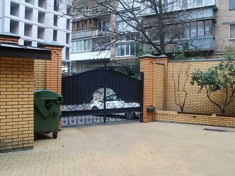 коммерческая по адресу Жилянская ул., 72-А