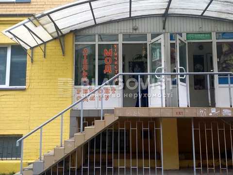 комерційна за адресою Гетьмана Кирила Розумовського вул. (Миколи Краснова), 17