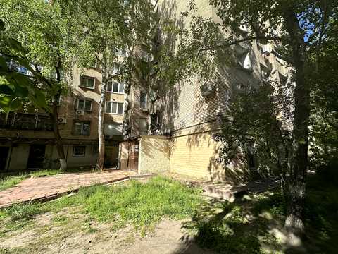 коммерческая по адресу Саксаганского ул., 45