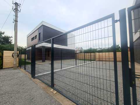 будинок за адресою Луговая, 7в
