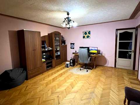 квартира за адресою Універсальний пров., 7-А