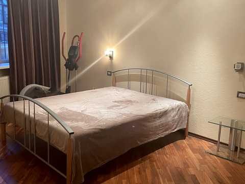квартира за адресою Старонаводницька вул., 13