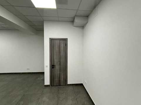 коммерческая по адресу Калиновая ул., 18