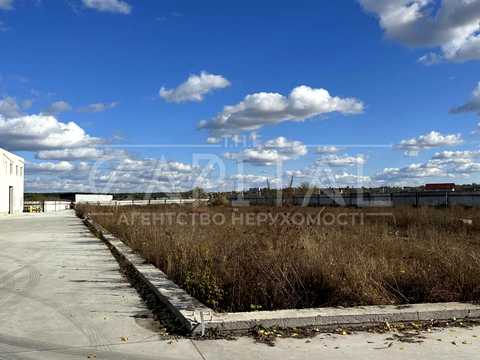 комерційна за адресою Соборна вул., 305