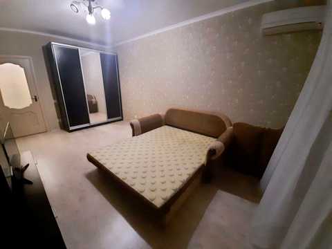 квартира за адресою Анни Ахматової вул., 22
