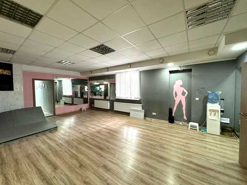 комерційна за адресою Інституцька, 6В