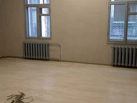 комерційна за адресою Саксаганського вул., 133-А