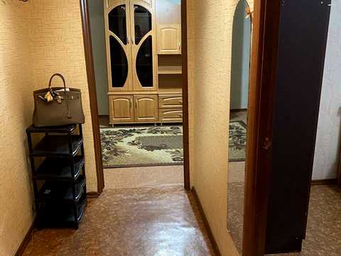 квартира за адресою Кривий Ріг, Миру просп., 28
