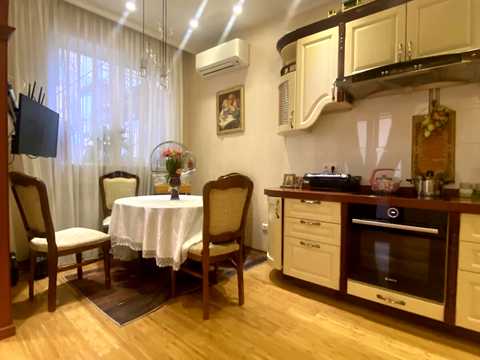 квартира за адресою Михайла Болтенка вул. (Адмірала Лазарєва), 40